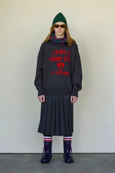 Look 10